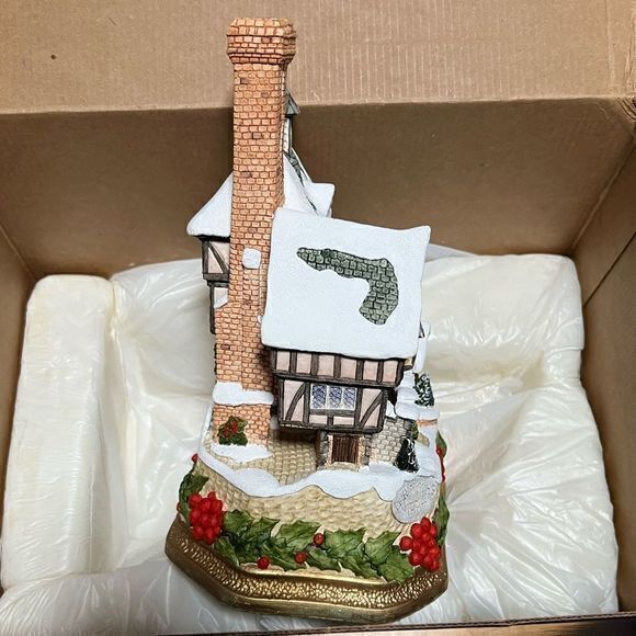 Vintage David Winter the Scrooge Family Home 1993 Christmas Miniature Cottage‎ - Picture 4 of 9